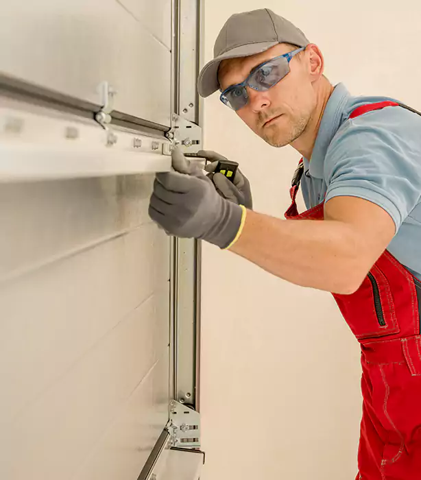 Garage Door Panel Repair in Southwest, FL